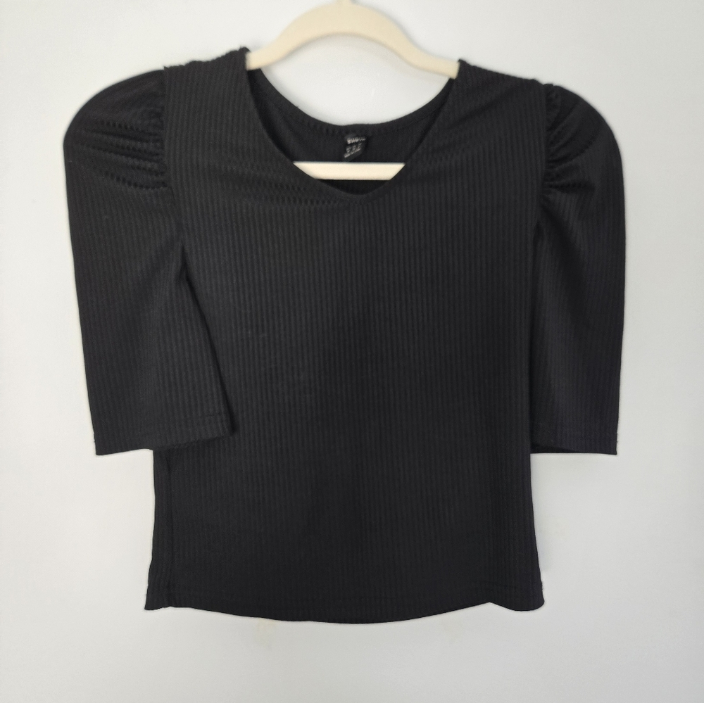 SHEIN Black and White Fitted Blouse